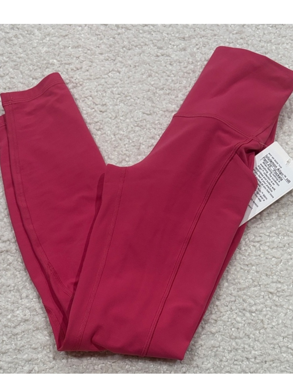 NWT 🍋 Lululemon 🍋  Align 25"  size 2
Raspberry Coulis